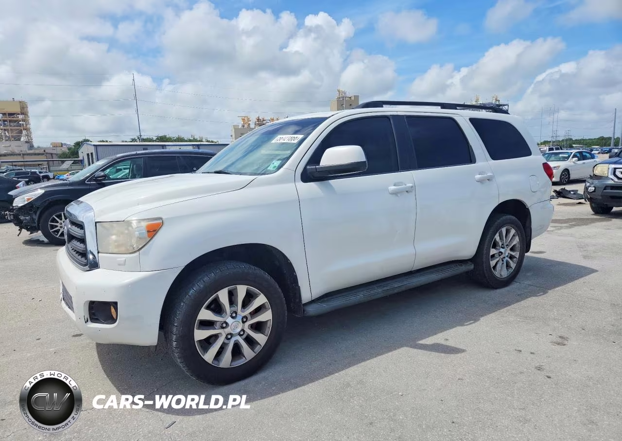 2011 Toyota Sequoia Sr5