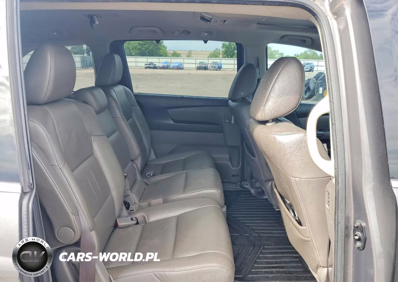 2013 Honda Odyssey Touring VIN:5FNRL5H91DB011546 - 11