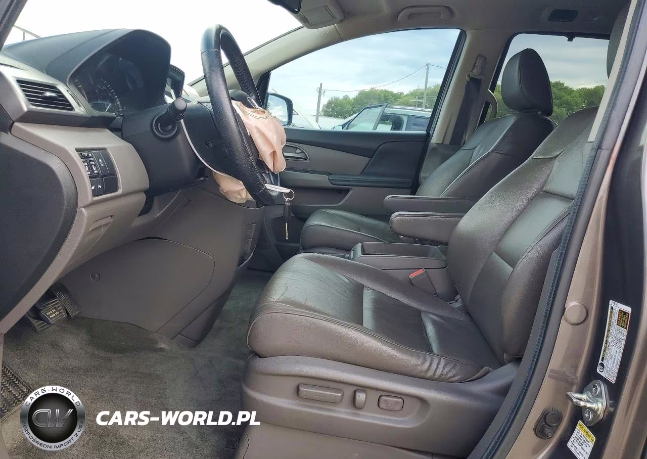 2013 Honda Odyssey Touring VIN:5FNRL5H91DB011546 - 7