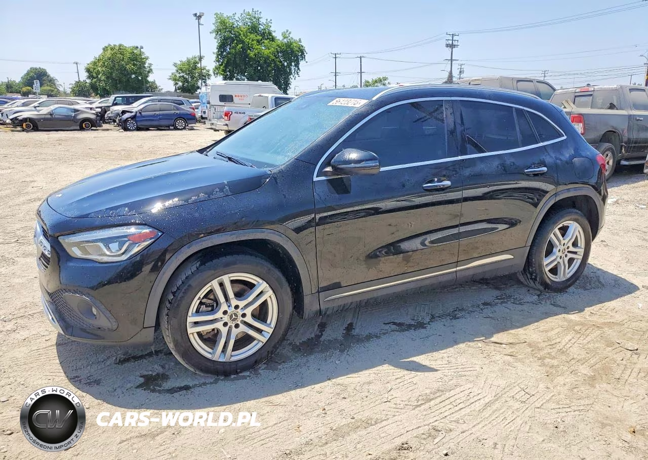 2022 Mercedes-Benz Gla 250 4Matic – zdjęcie 1 z 13