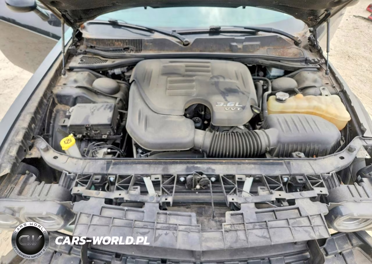 2018 Dodge Challenger Sxt VIN:2C3CDZAG8JH241923 - 11