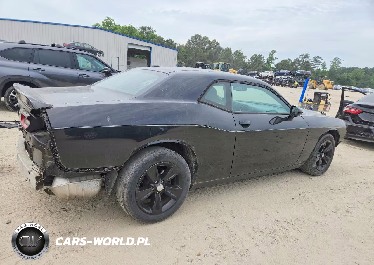 2018 Dodge Challenger Sxt VIN:2C3CDZAG8JH241923 - 3