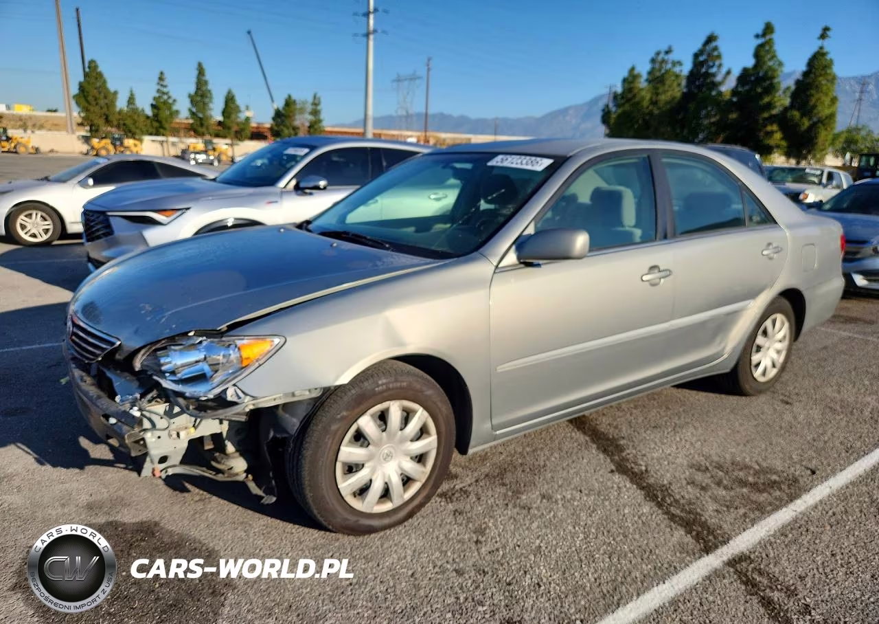 2005 Toyota Camry Le – zdjęcie 1 z 12