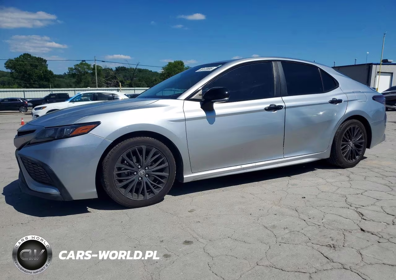 2022 Toyota Camry Se Nightshade – zdjęcie 1 z 12