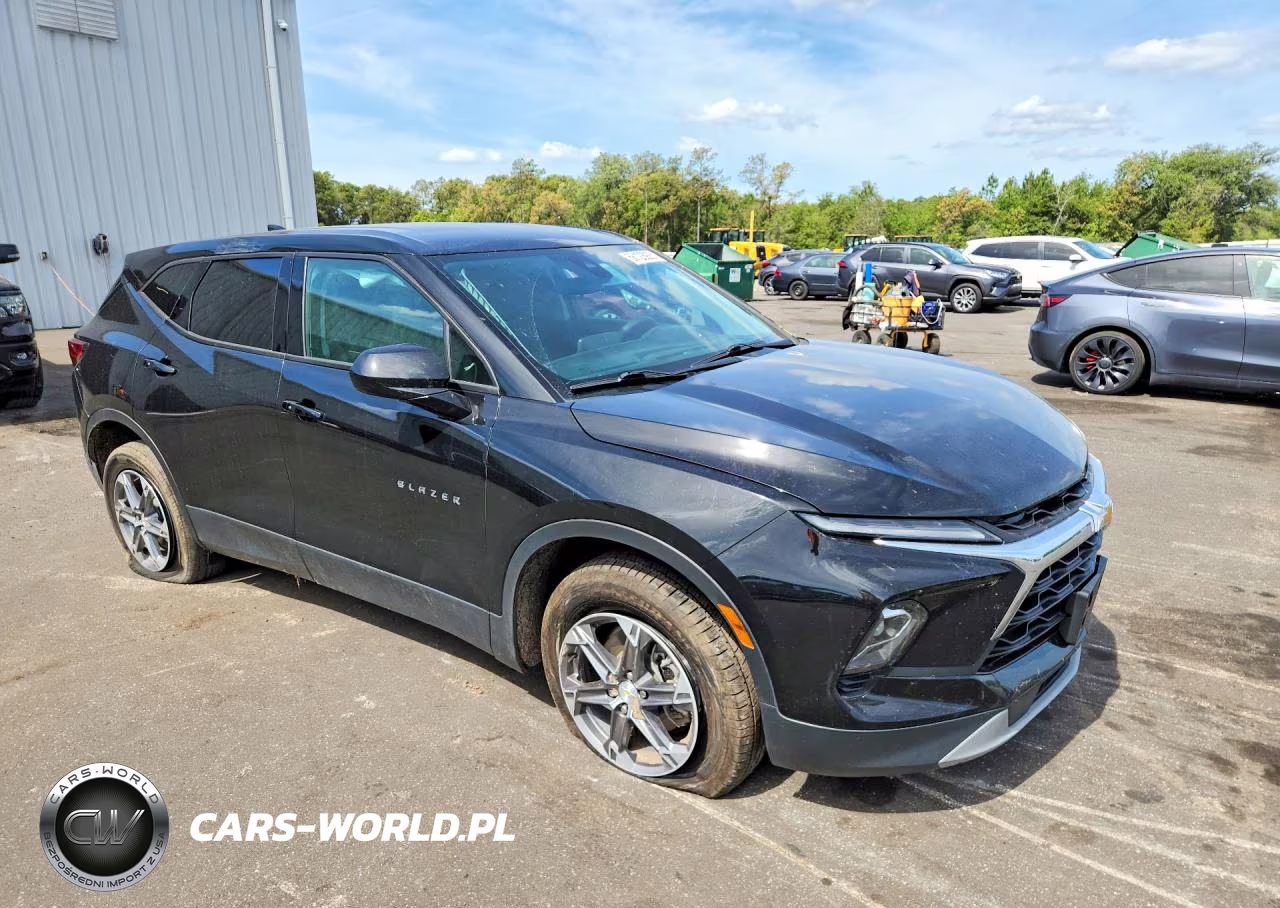 2023 Chevrolet Blazer 2Lt VIN:3GNKBCR44PS210170 - 4
