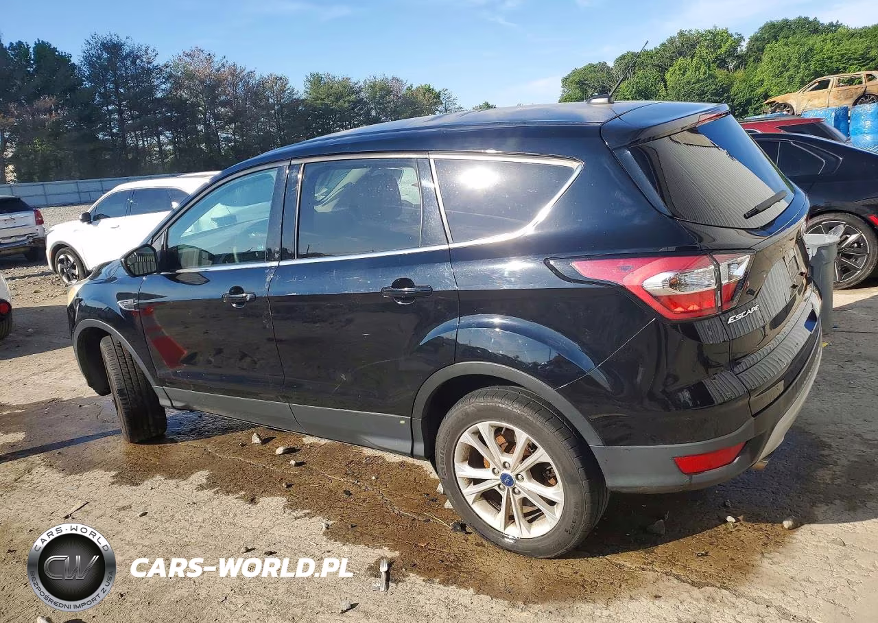 2017 Ford Escape Se VIN:1FMCU9GD9HUB82327 - 2