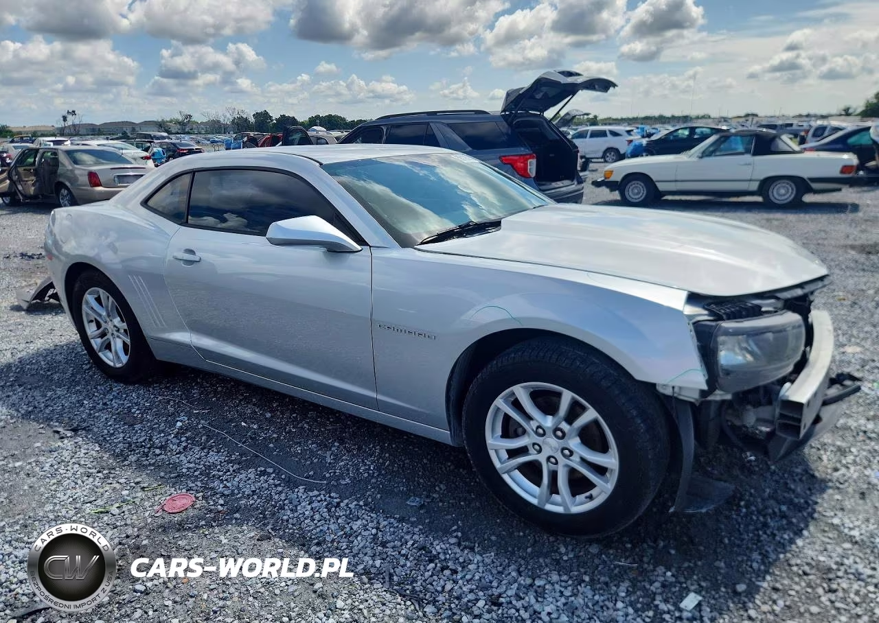 2014 Chevrolet Camaro Ls VIN:2G1FA1E33E9236423 - 4