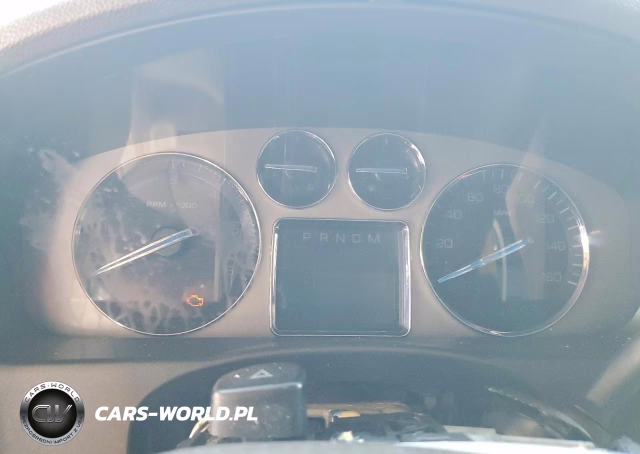 2007 Cadillac Escalade Luxury VIN:1GYFK63847R339045 - 9