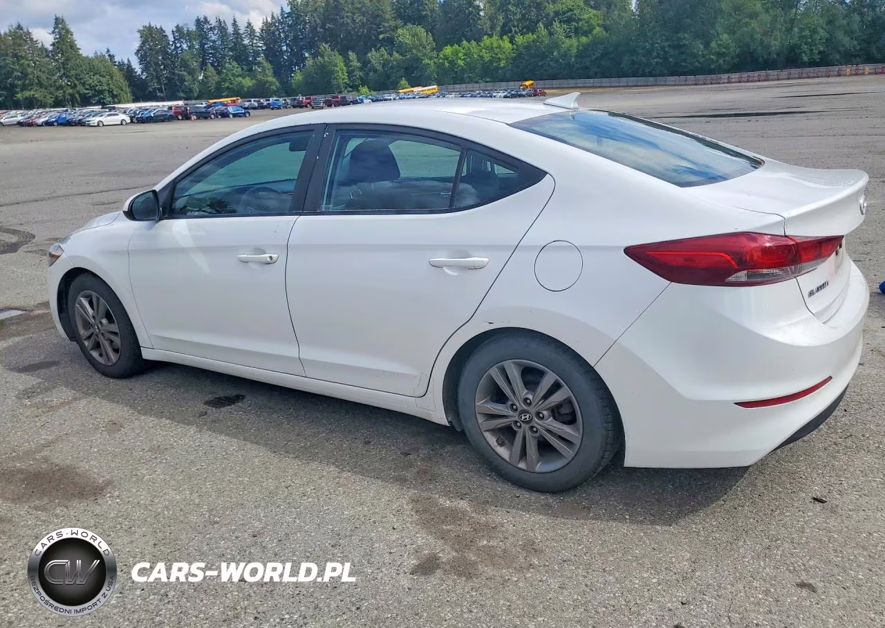 2018 Hyundai Elantra Sel VIN:5NPD84LF4JH257748 - 2