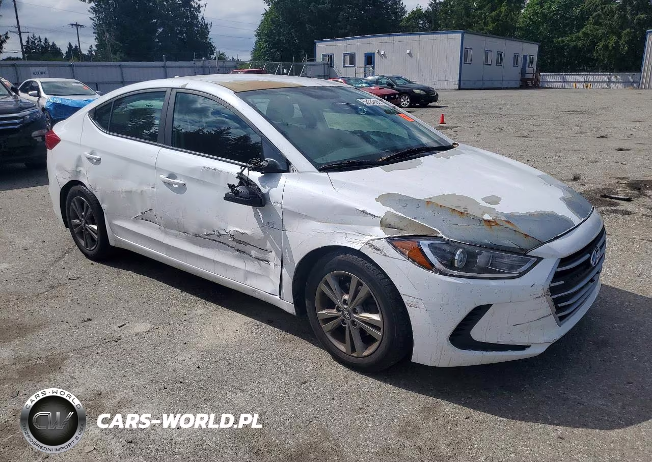 2018 Hyundai Elantra Sel VIN:5NPD84LF4JH257748 - 4