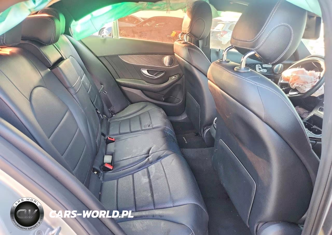 2015 Mercedes-Benz C 300 VIN:55SWF4JB0FU052320 - 10