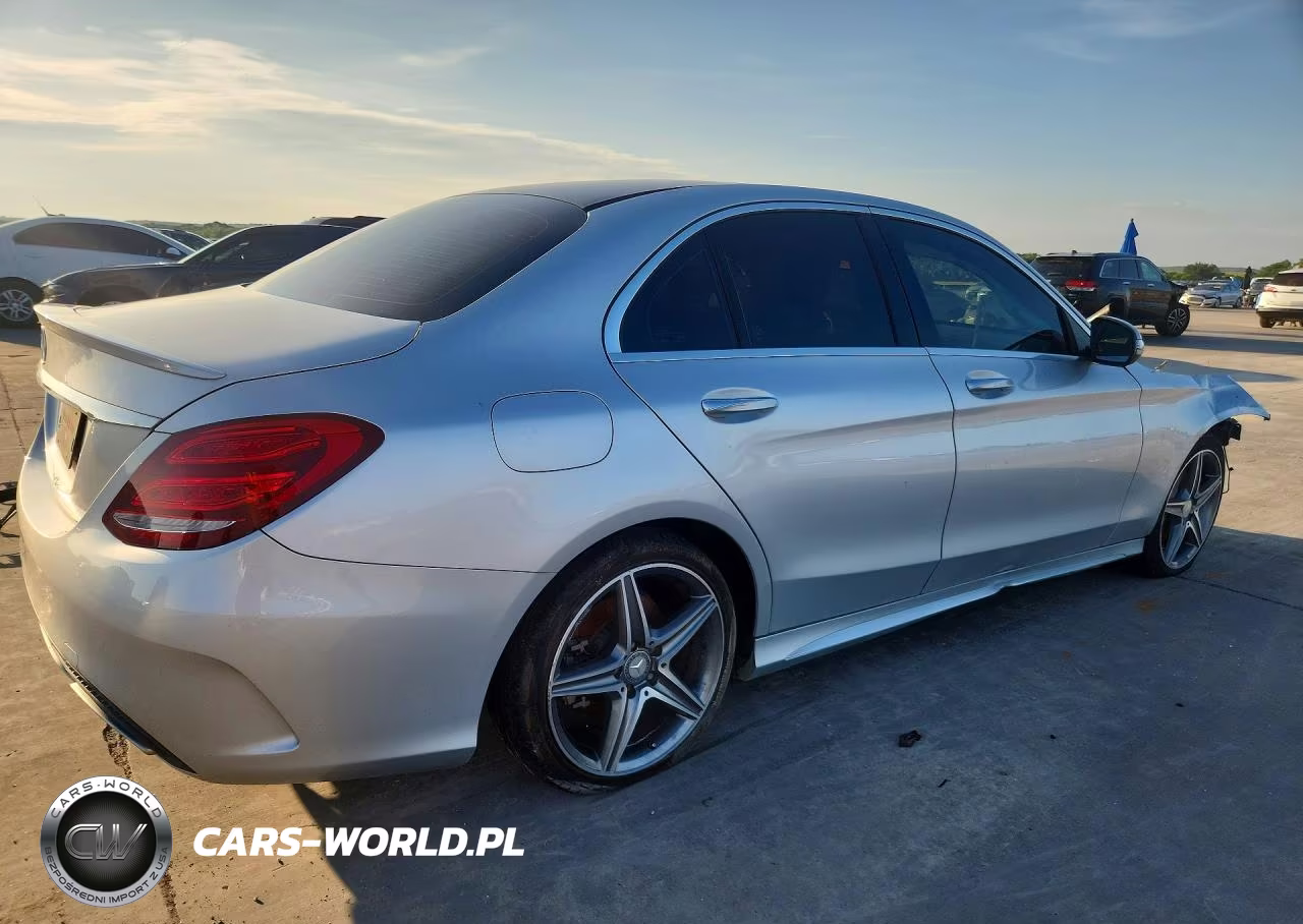 2015 Mercedes-Benz C 300 VIN:55SWF4JB0FU052320 - 3