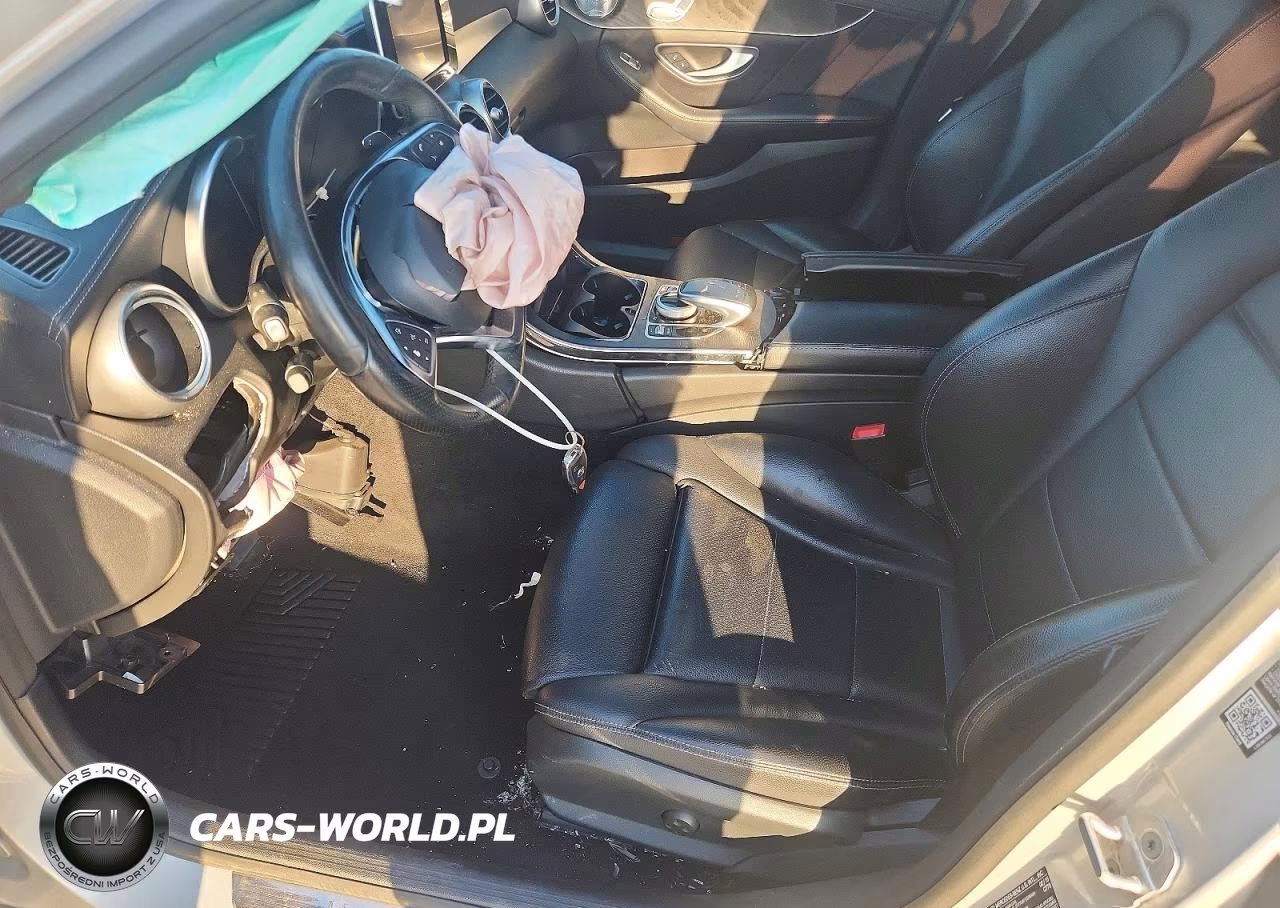 2015 Mercedes-Benz C 300 VIN:55SWF4JB0FU052320 - 7