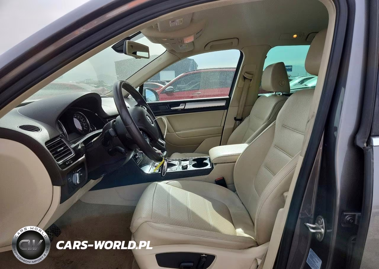 2013 Volkswagen Touareg V6 VIN:WVGEF9BPXDD003209 - 7
