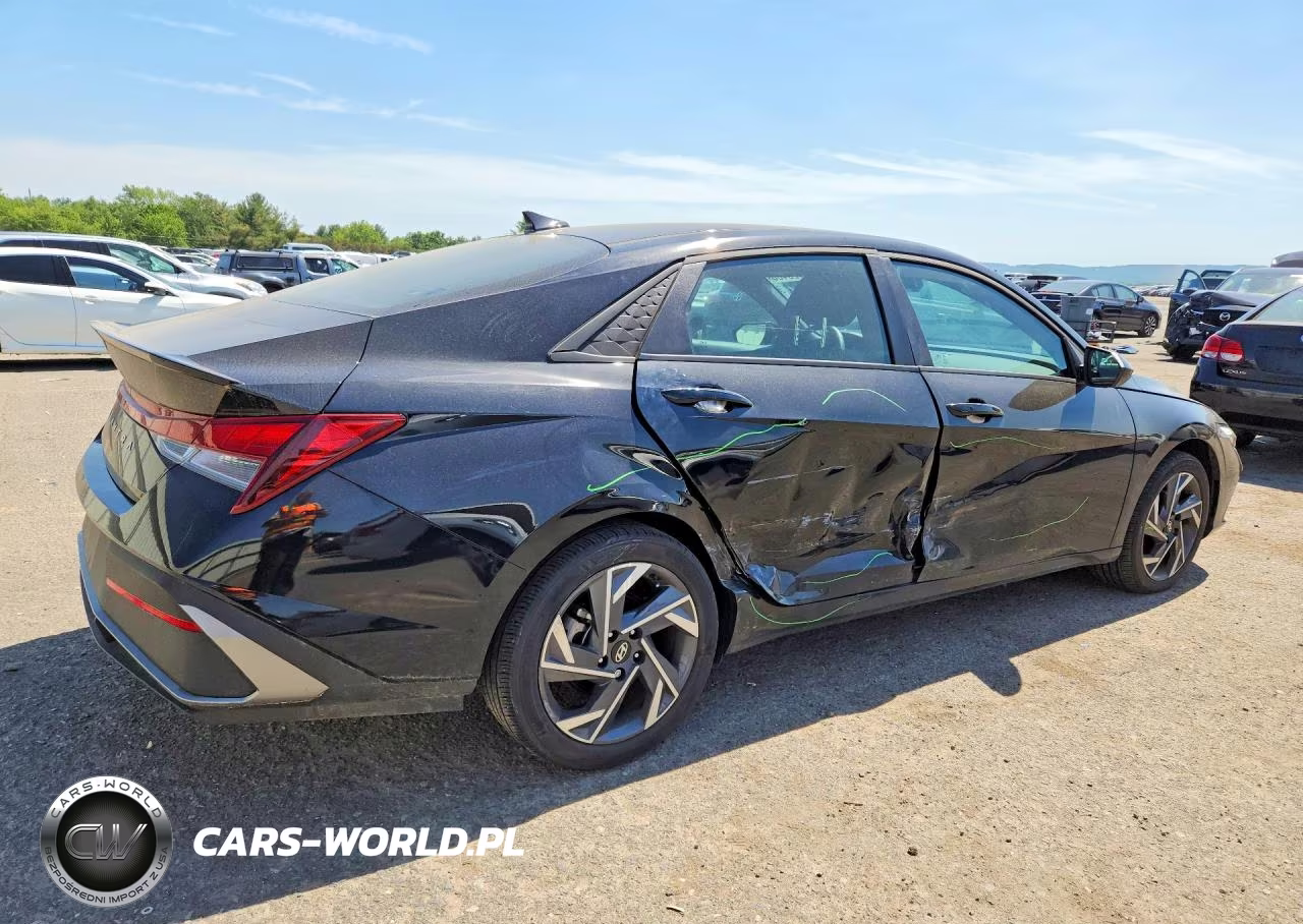 2025 Hyundai Elantra Sel Sport VIN:KMHLM4DG6SU906192 - 3