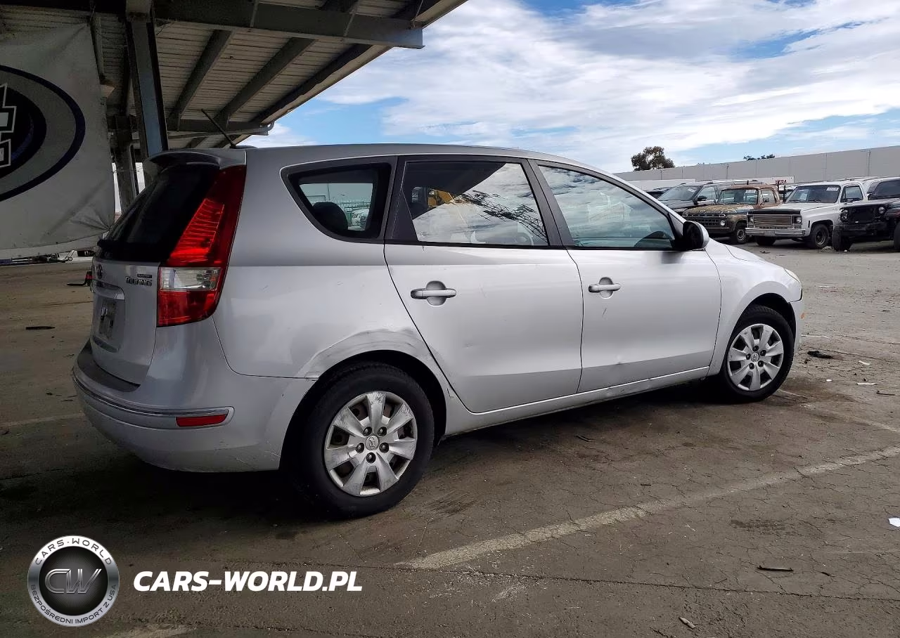 2012 Hyundai Elantra Touring Gls VIN:KMHDB8AE7CU133464 - 3