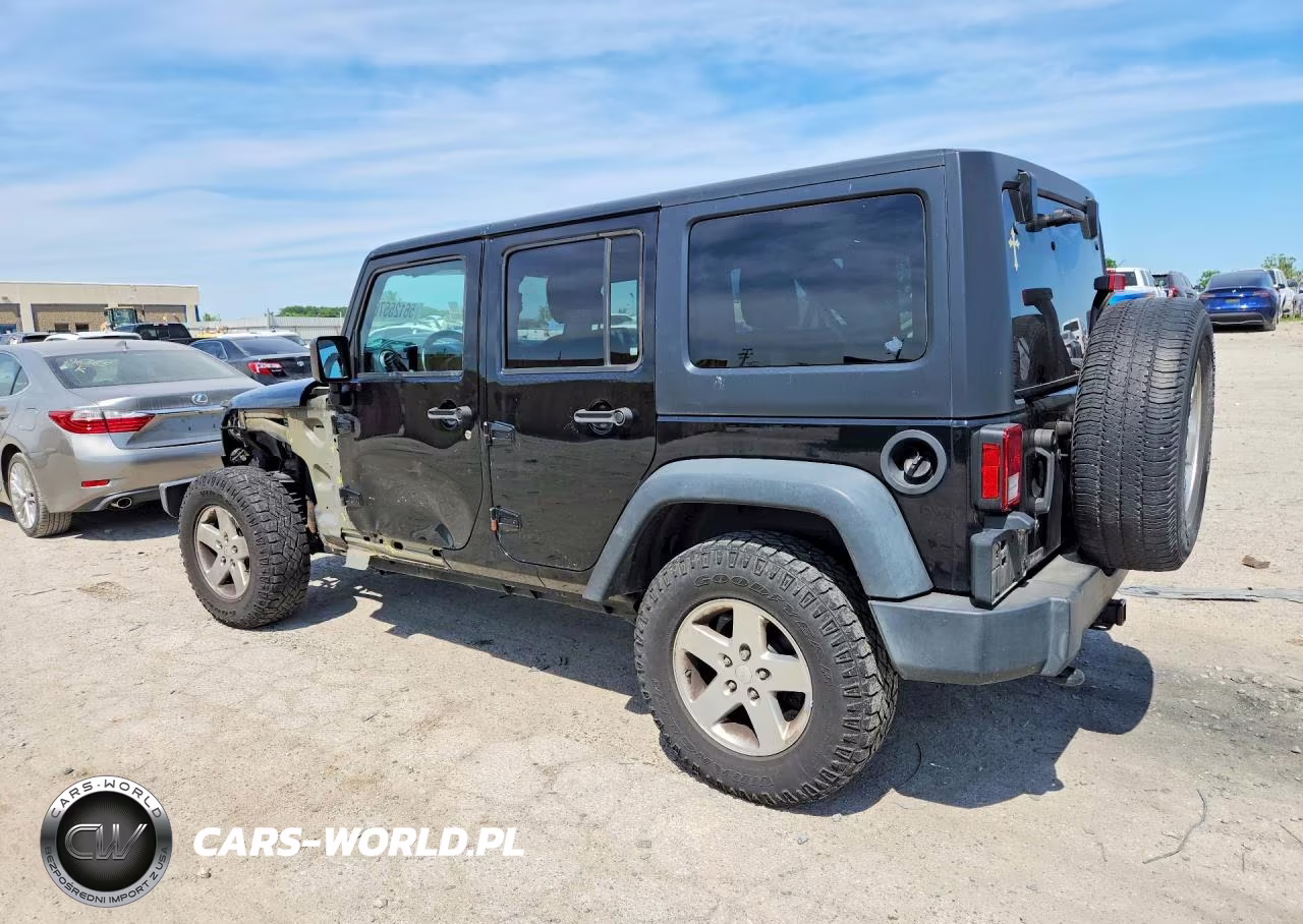 2015 Jeep Wrangler Unlimited Sport VIN:1C4BJWDG4FL702300 - 2