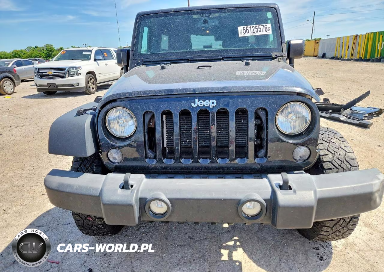 2015 Jeep Wrangler Unlimited Sport VIN:1C4BJWDG4FL702300 - 5