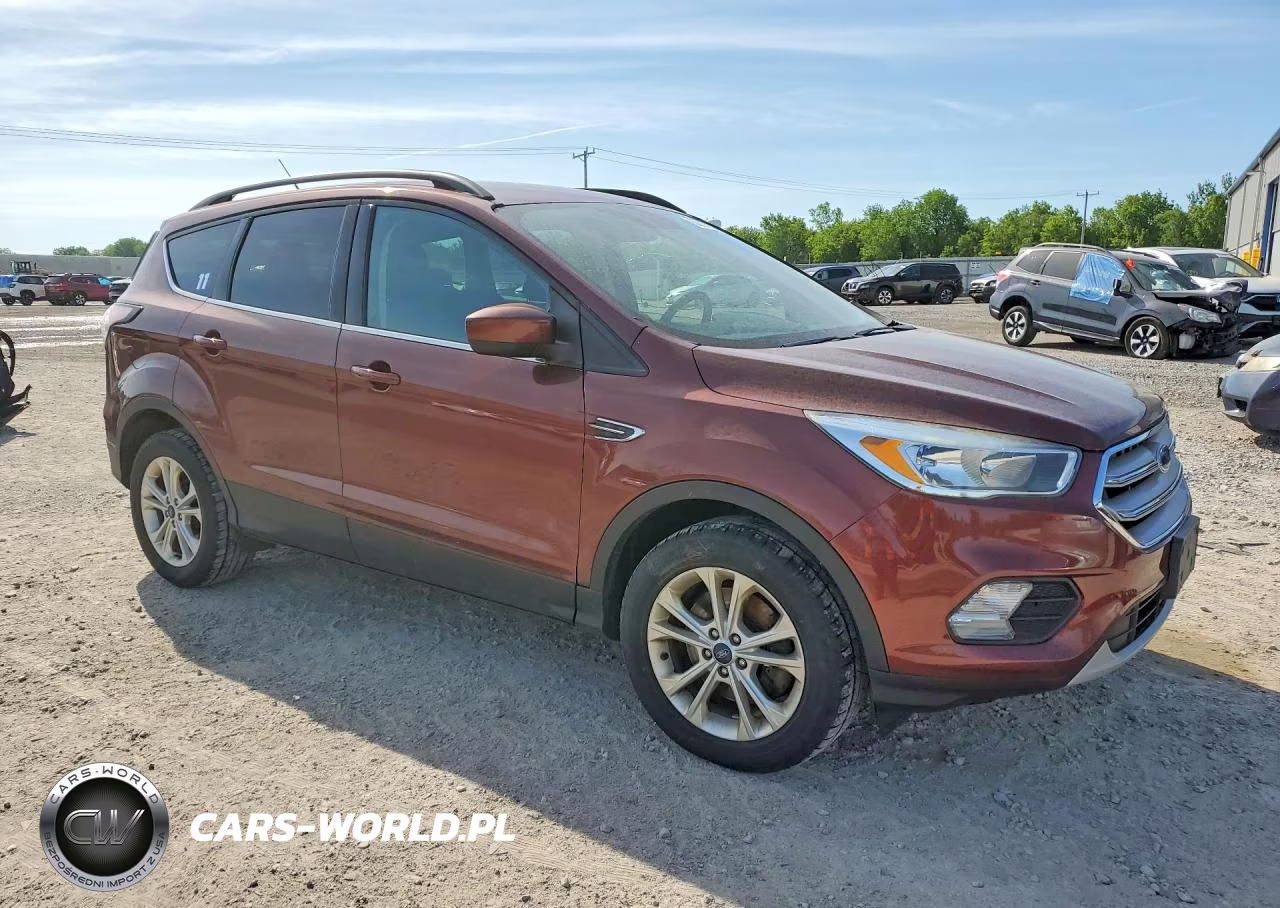 2018 Ford Escape Se VIN:1FMCU9GD1JUB33760 - 4