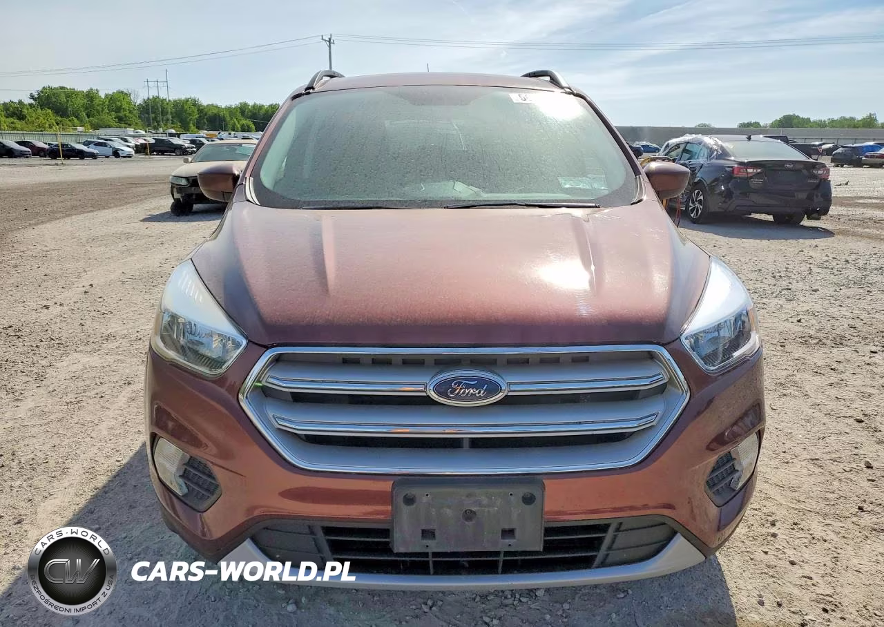 2018 Ford Escape Se VIN:1FMCU9GD1JUB33760 - 5