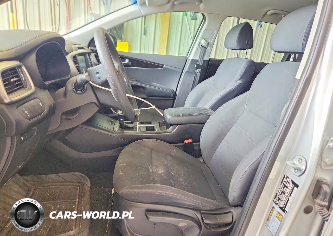 2018 Kia Sorento Lx VIN:5XYPG4A30JG377062 - 7