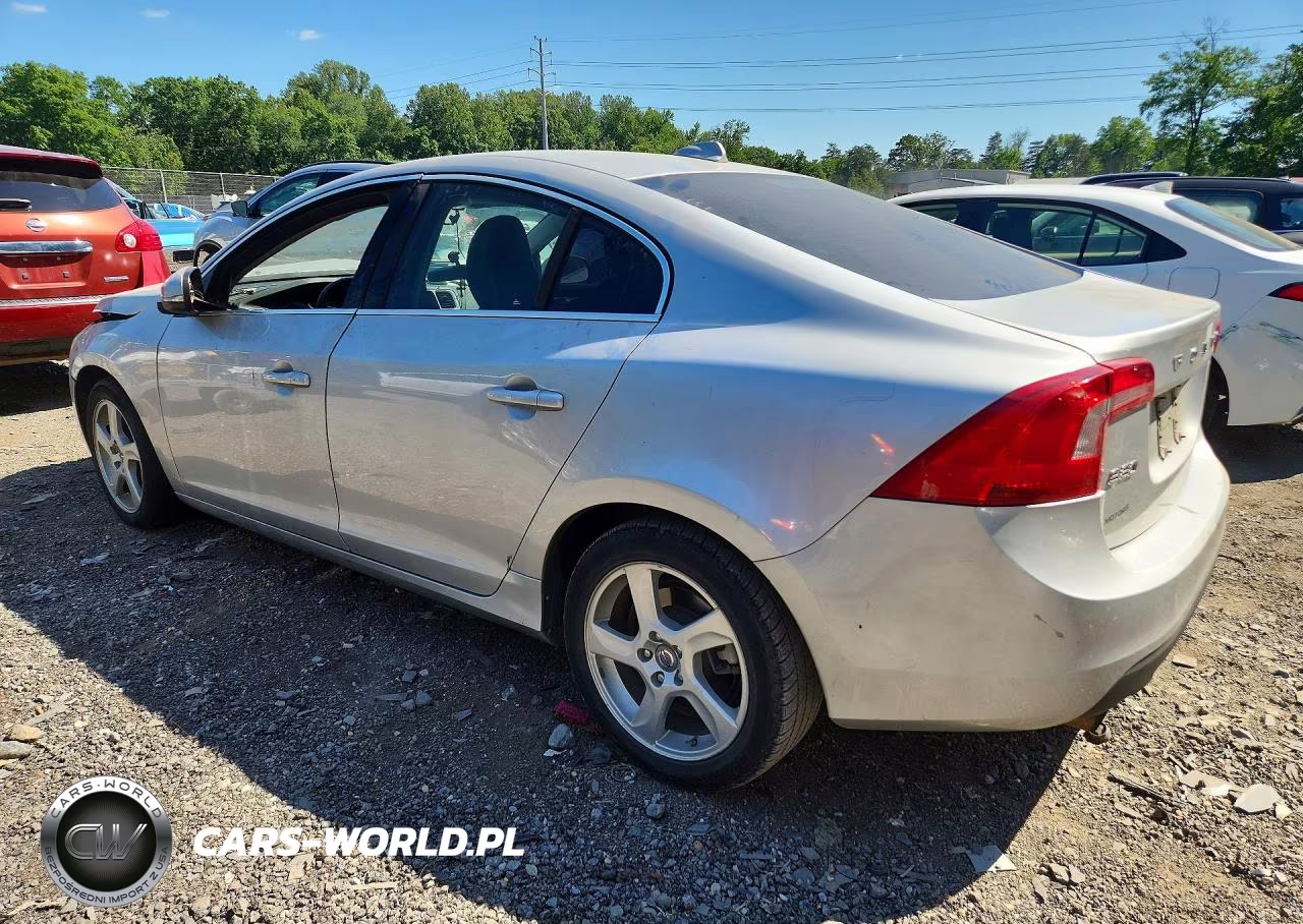 2012 Volvo S60 VIN:YV1622FSXC2049573 - 2