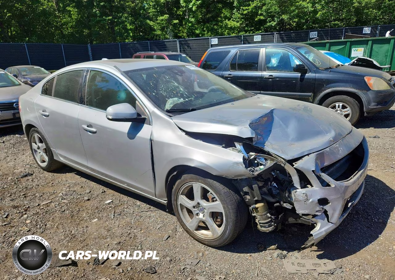 2012 Volvo S60 VIN:YV1622FSXC2049573 - 4