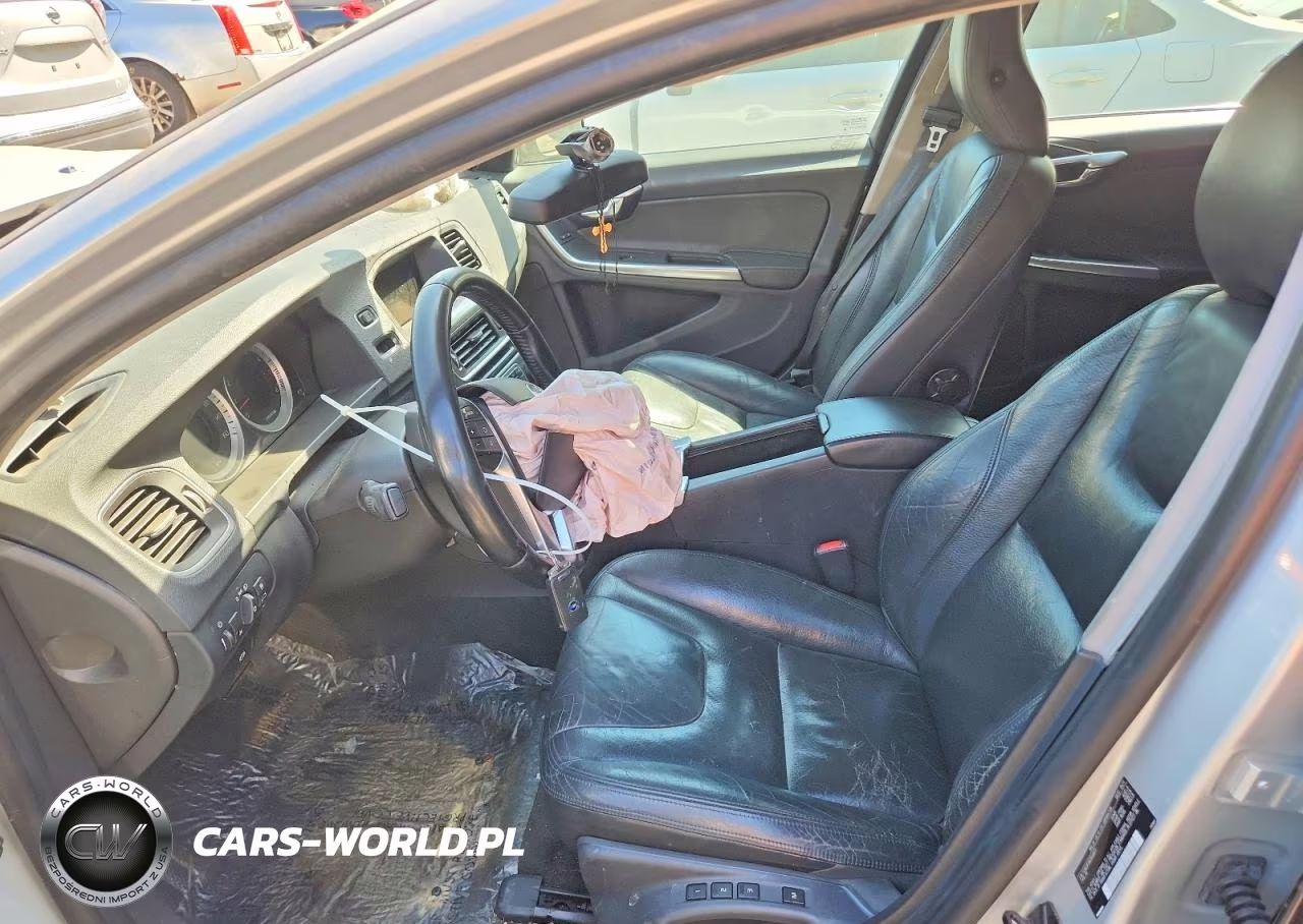 2012 Volvo S60 VIN:YV1622FSXC2049573 - 7