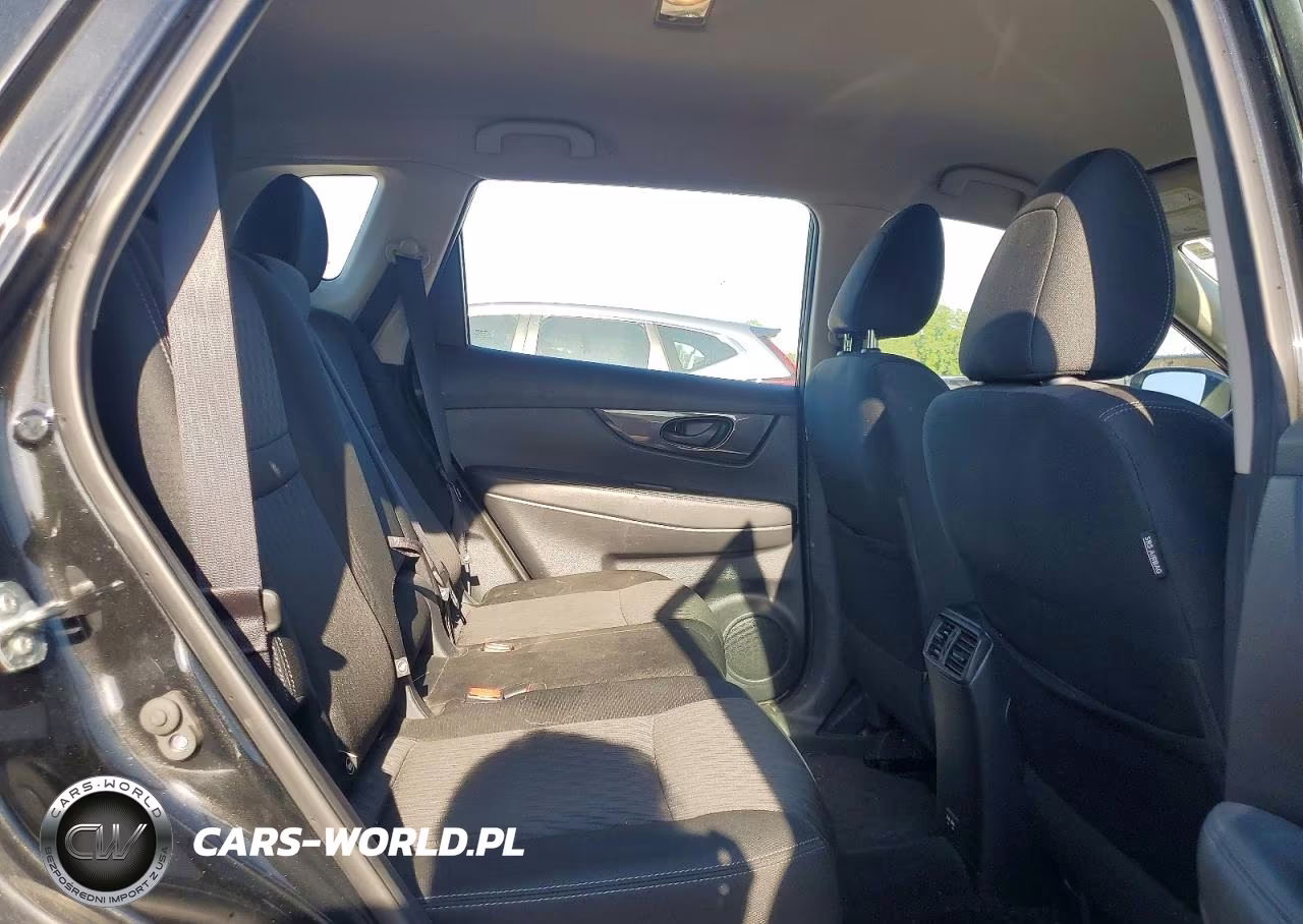 2019 Nissan Rogue S VIN:KNMAT2MV5KP504096 - 11