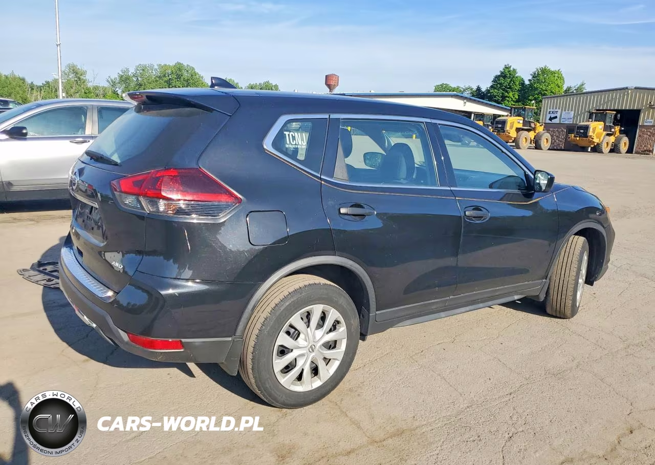 2019 Nissan Rogue S VIN:KNMAT2MV5KP504096 - 3