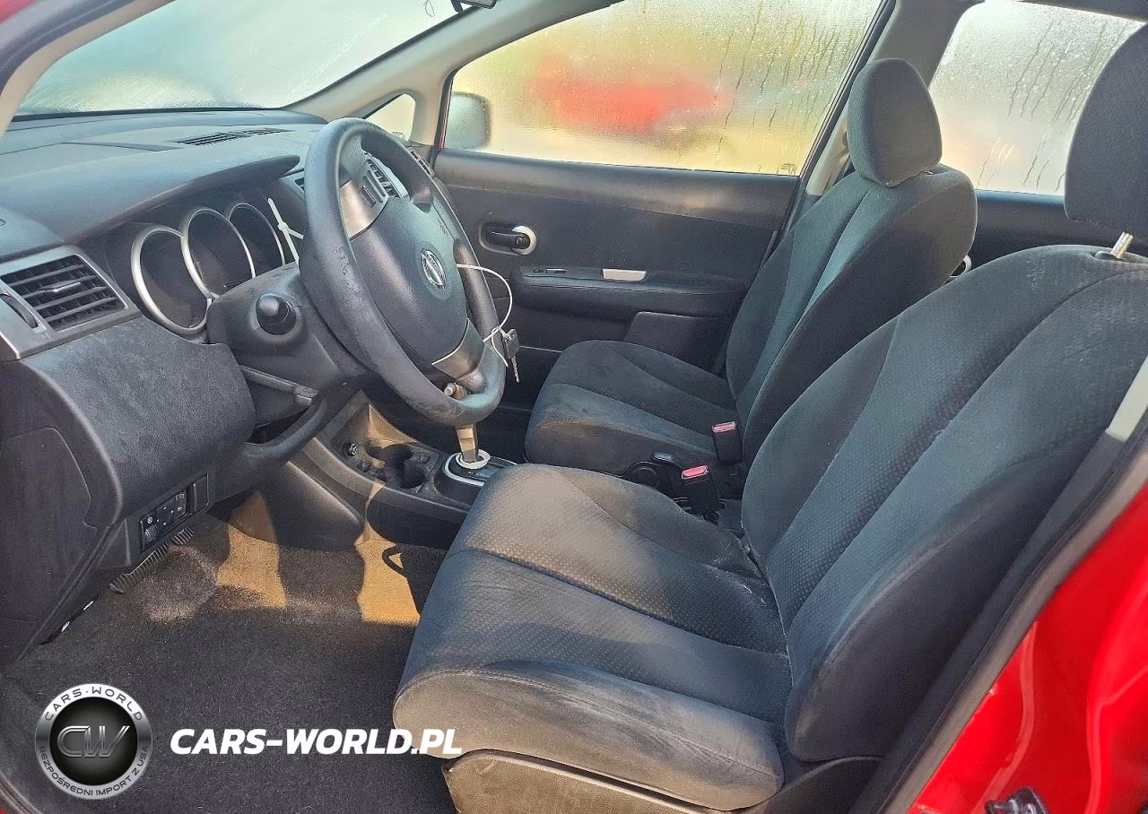 2011 Nissan Versa 1.8 S VIN:3N1BC1CP2BL402349 - 7