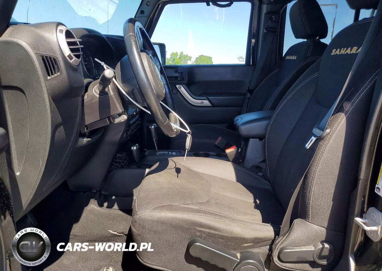 2015 Jeep Wrangler Unlimited Sahara VIN:1C4BJWEG2FL560950 - 7