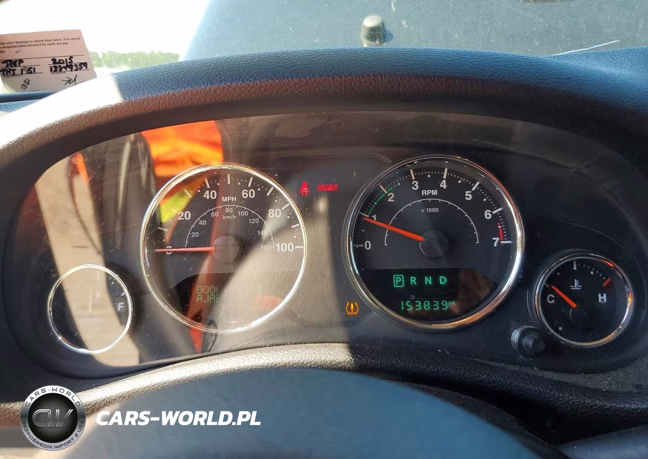 2015 Jeep Wrangler Unlimited Sahara VIN:1C4BJWEG2FL560950 - 9