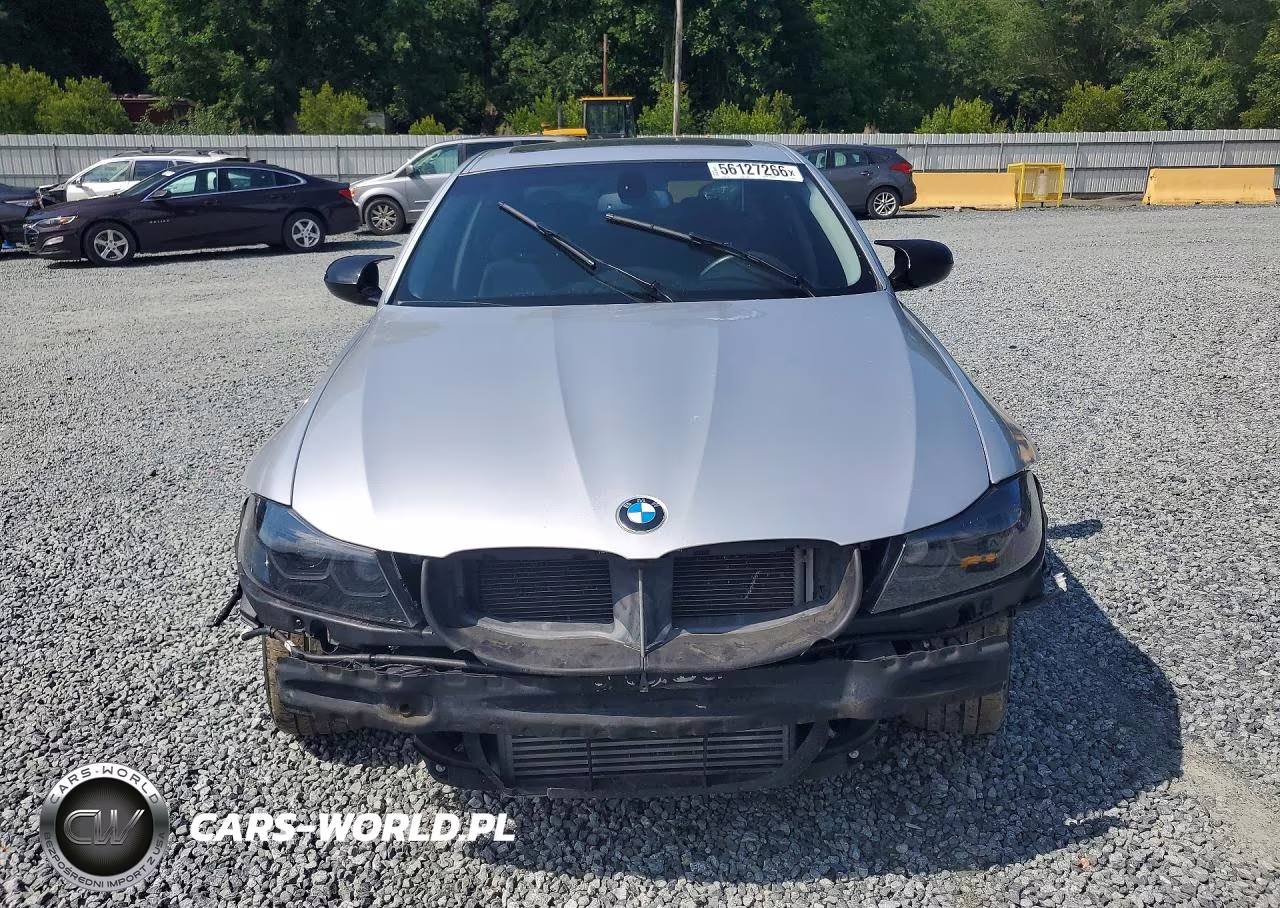 2010 BMW 335 Xi VIN:WBAPL3C55AA407996 - 5