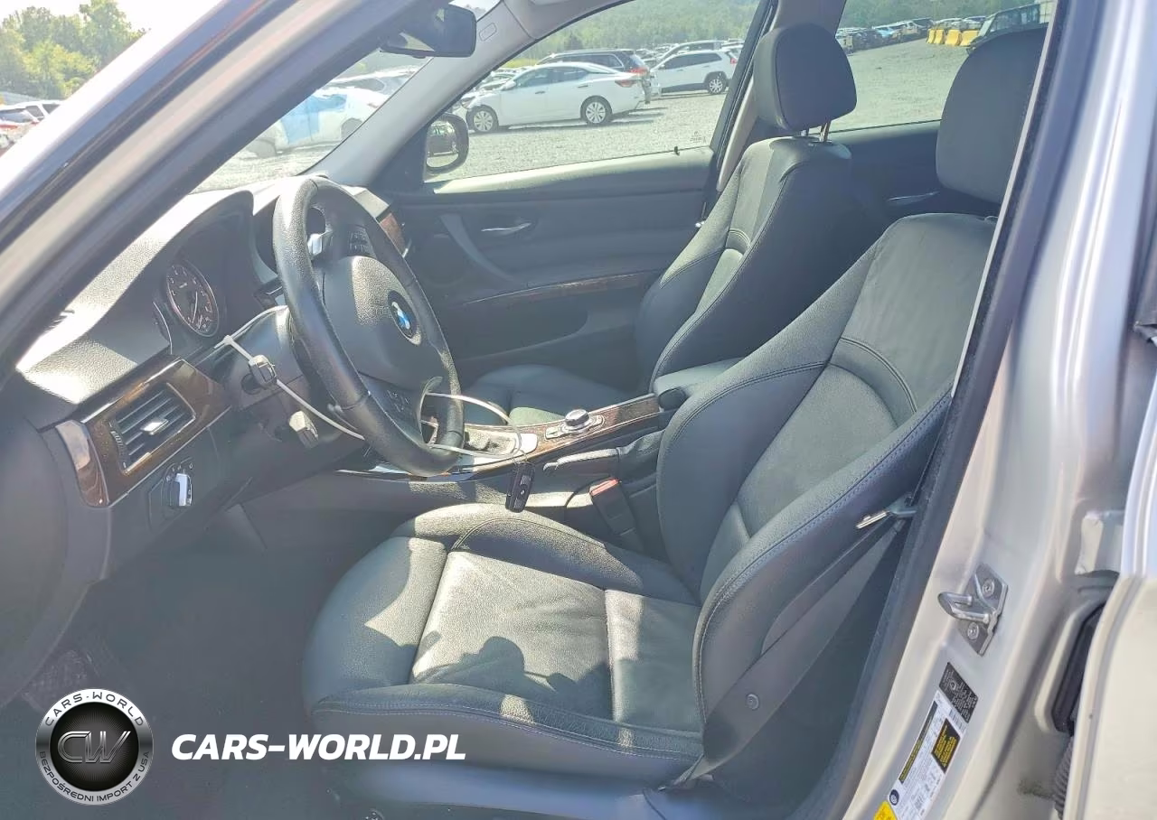 2010 BMW 335 Xi VIN:WBAPL3C55AA407996 - 7