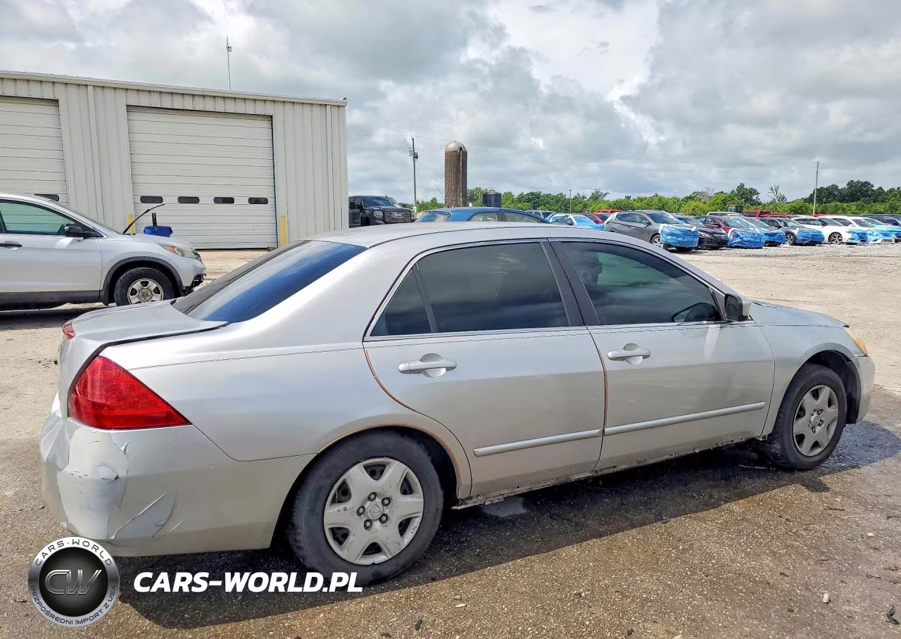 2007 Honda Accord Lx VIN:3HGCM56497G701460 - 3