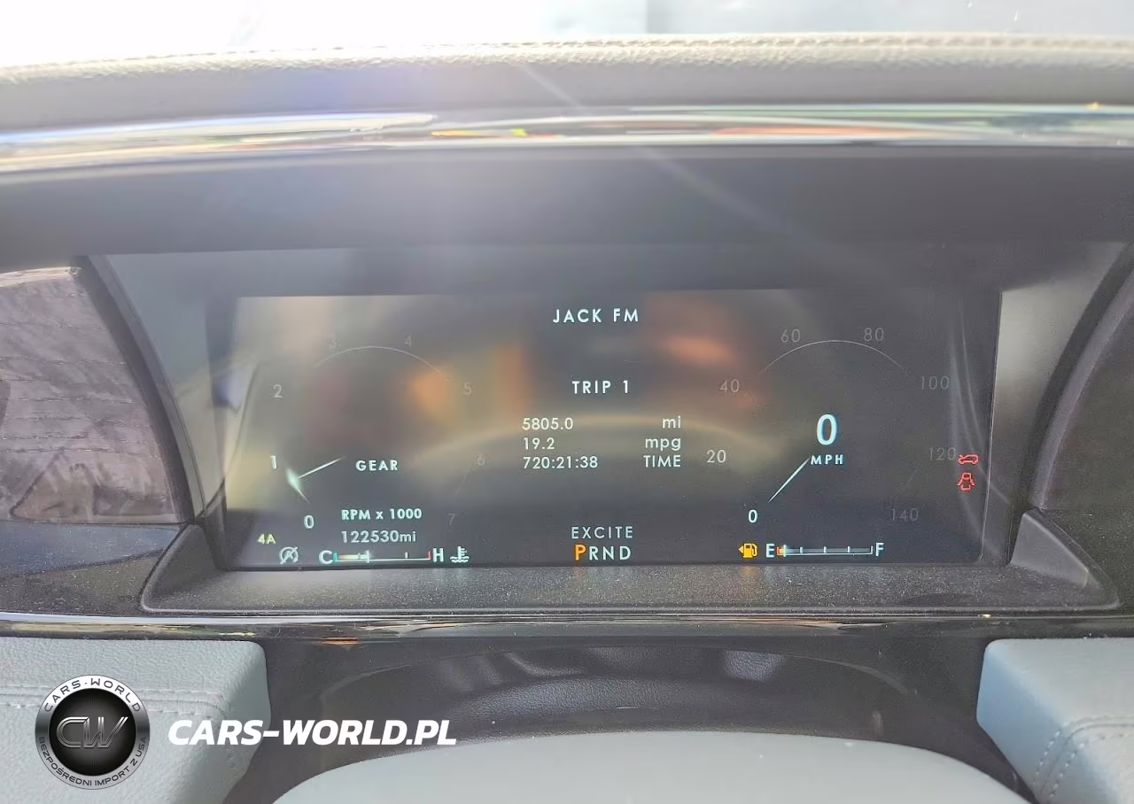 2020 Lincoln Navigator L Reserve VIN:5LMJJ3LT8LEL10664 - 9
