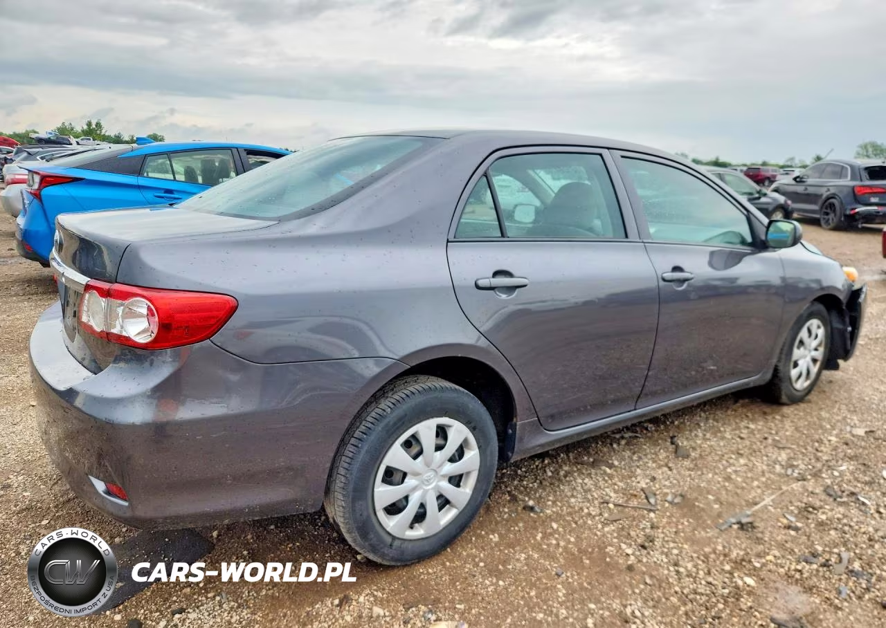 2013 Toyota Corolla L VIN:5YFBU4EE8DP103753 - 3