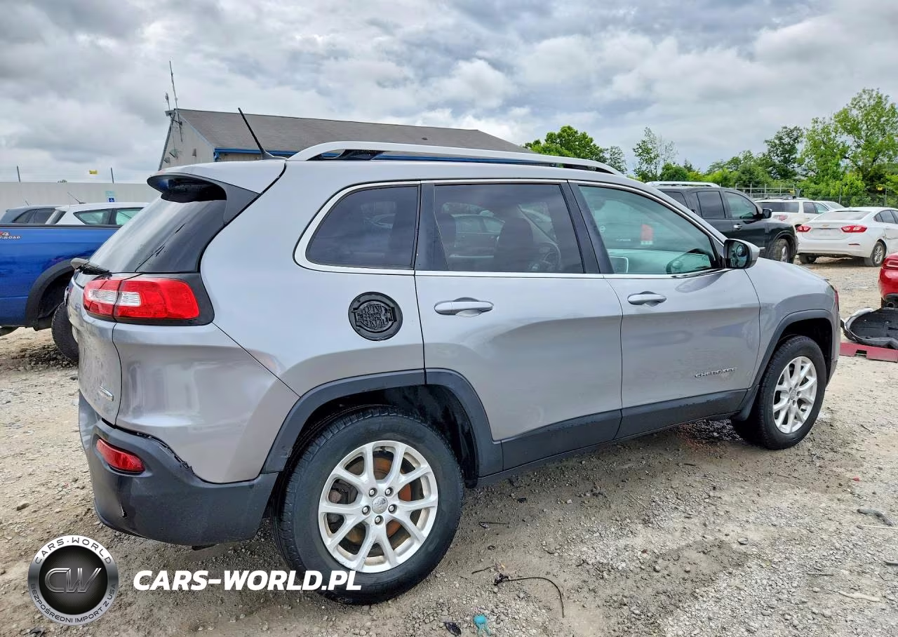 2014 Jeep Cherokee Latitude VIN:1C4PJMCB7EW247469 - 3