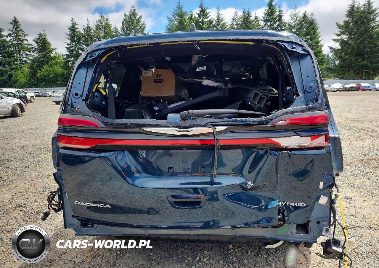 2023 Chrysler Pacifica Hybrid Pinnacle VIN:2C4RC1N72PR565358 - 6