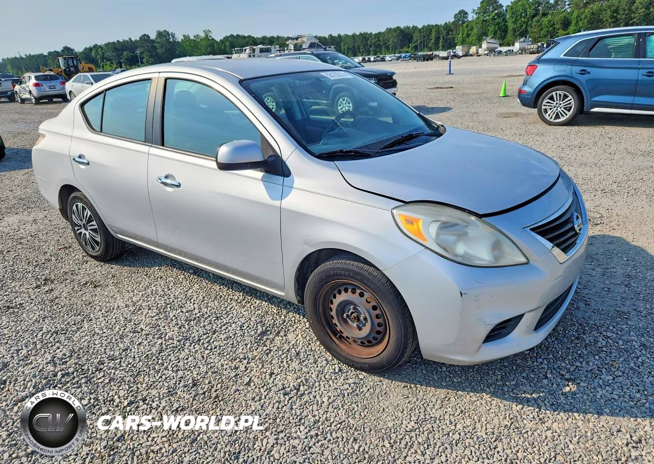 2012 Nissan Versa 1.6 S VIN:3N1CN7AP0CL945026 - 4