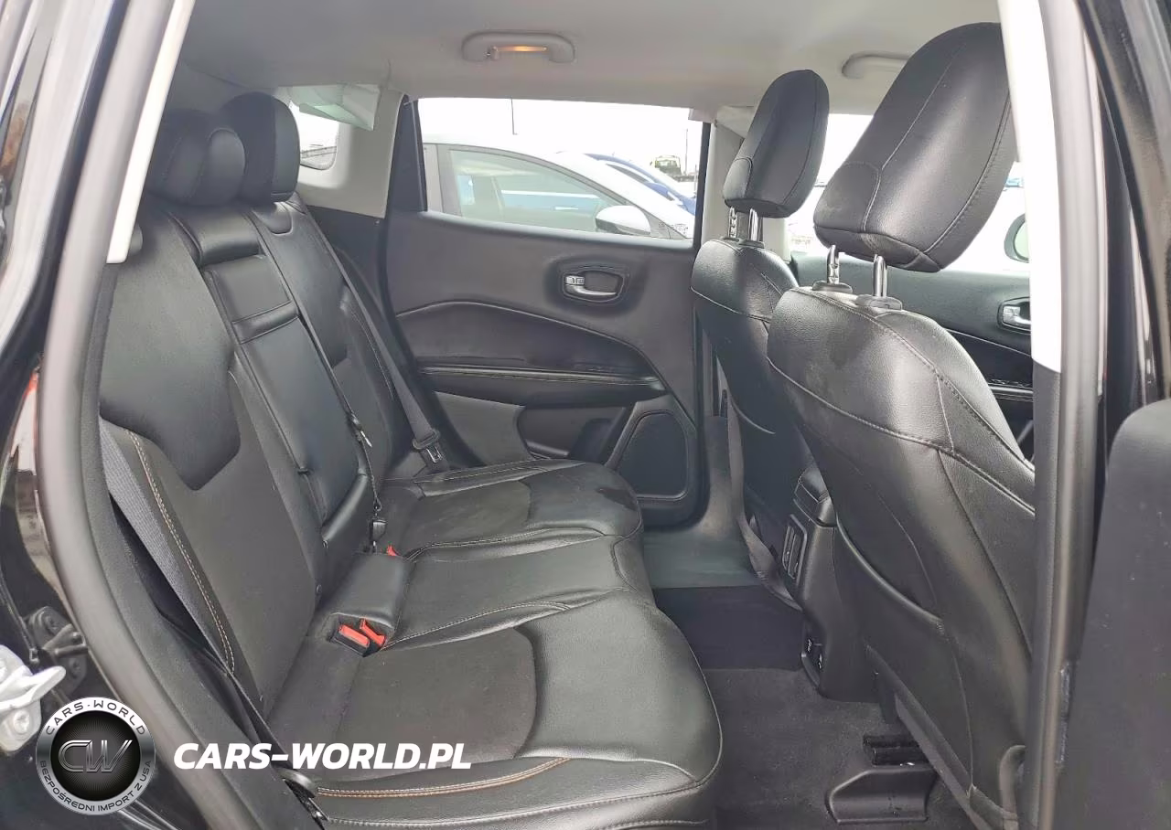 2018 Jeep Compass Latitude VIN:3C4NJCBB2JT408541 - 11