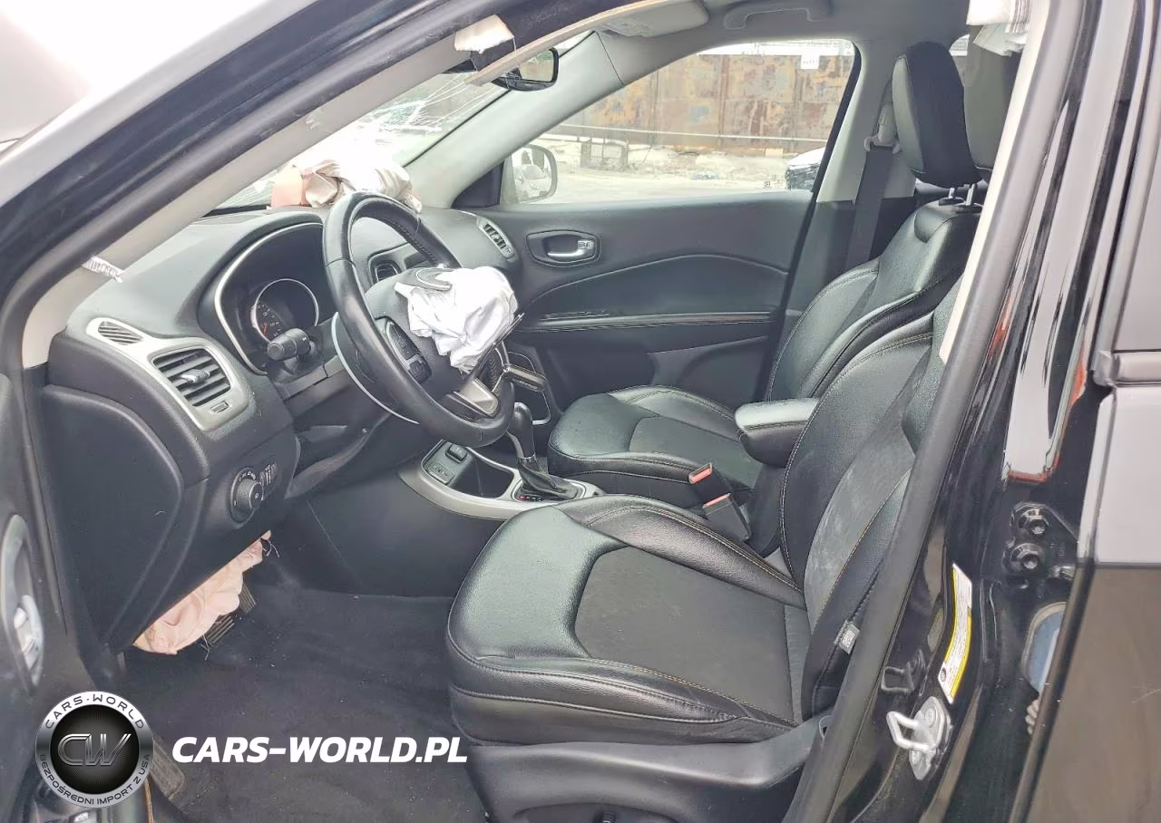 2018 Jeep Compass Latitude VIN:3C4NJCBB2JT408541 - 7