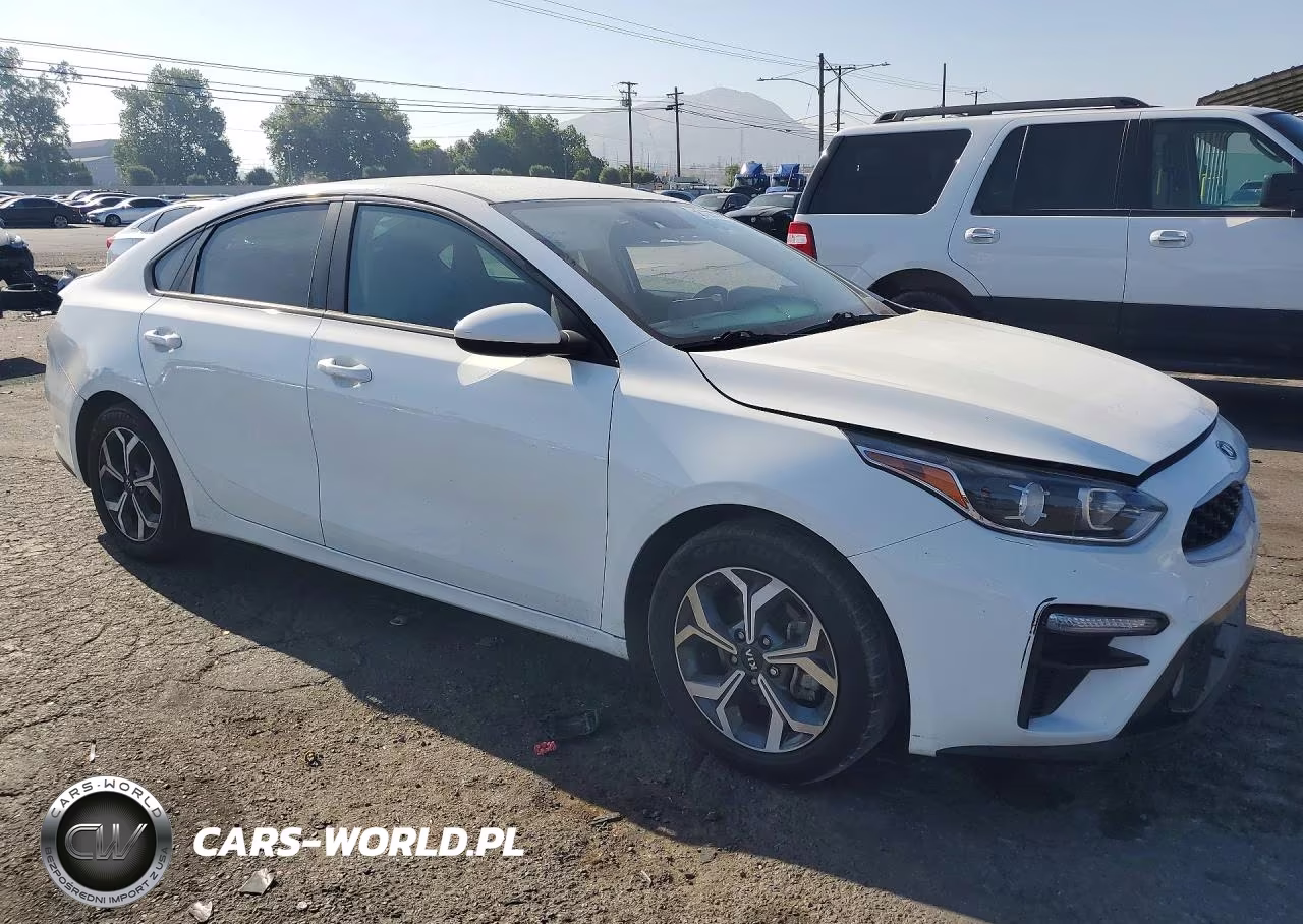 2021 Kia Forte Lxs VIN:3KPF24AD6ME349609 - 4