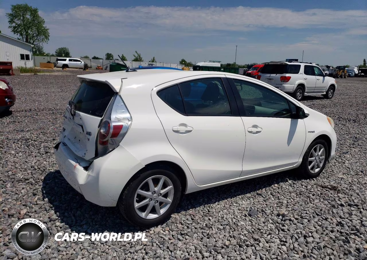 2012 TOYOTA PRIUS C THREE VIN:JTDKDTB30C1520414 - 3