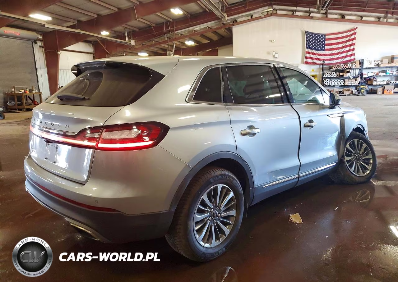 2021 Lincoln Nautilus VIN:2LMPJ8J9XMBL08305 - 3