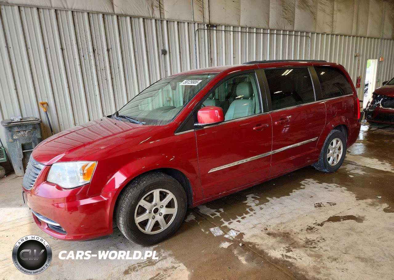 2012 Chrysler Town & Country Touring – zdjęcie 1 z 12