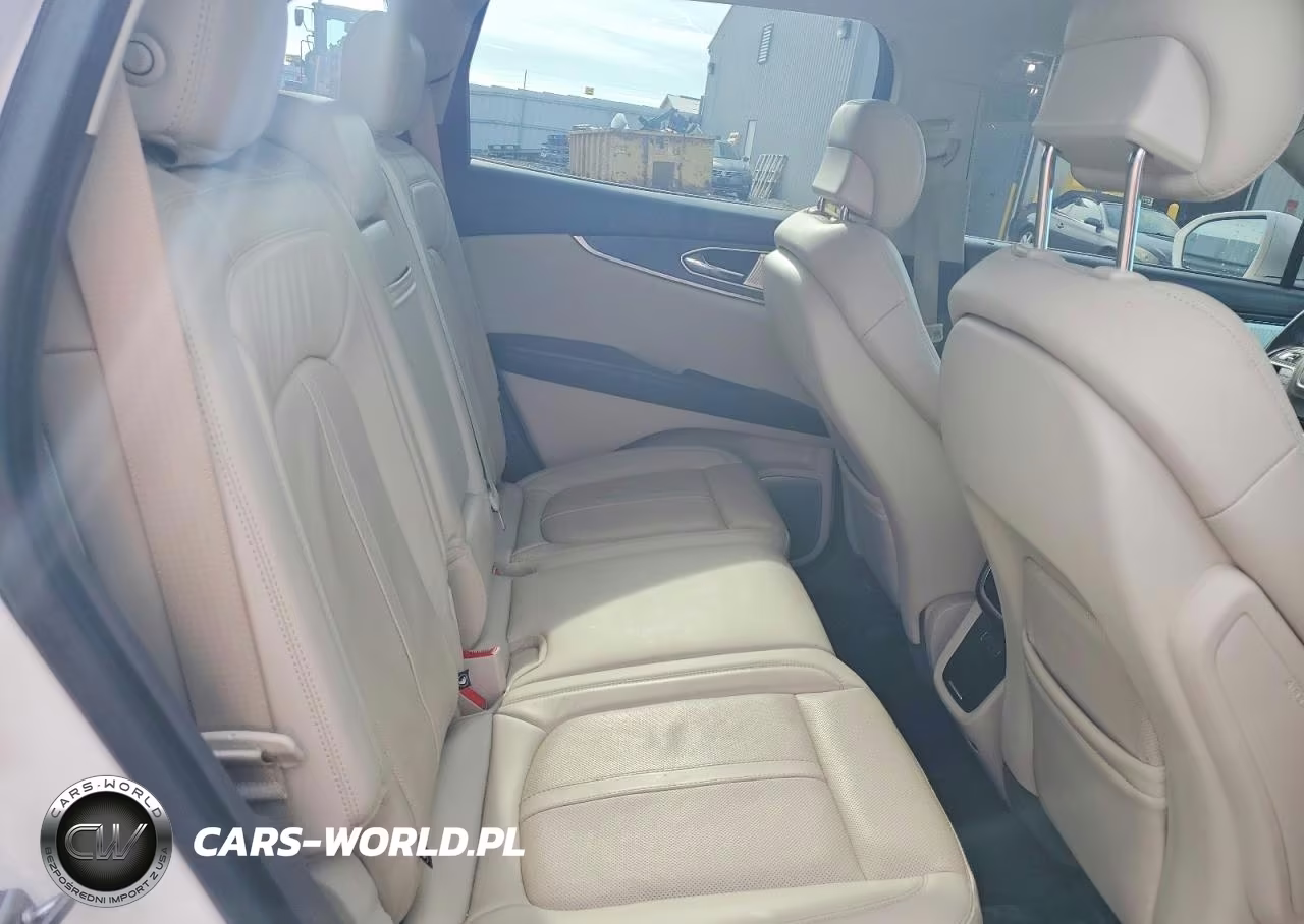 2019 Lincoln Nautilus Reserve VIN:2LMPJ6L9XKBL23241 - 11