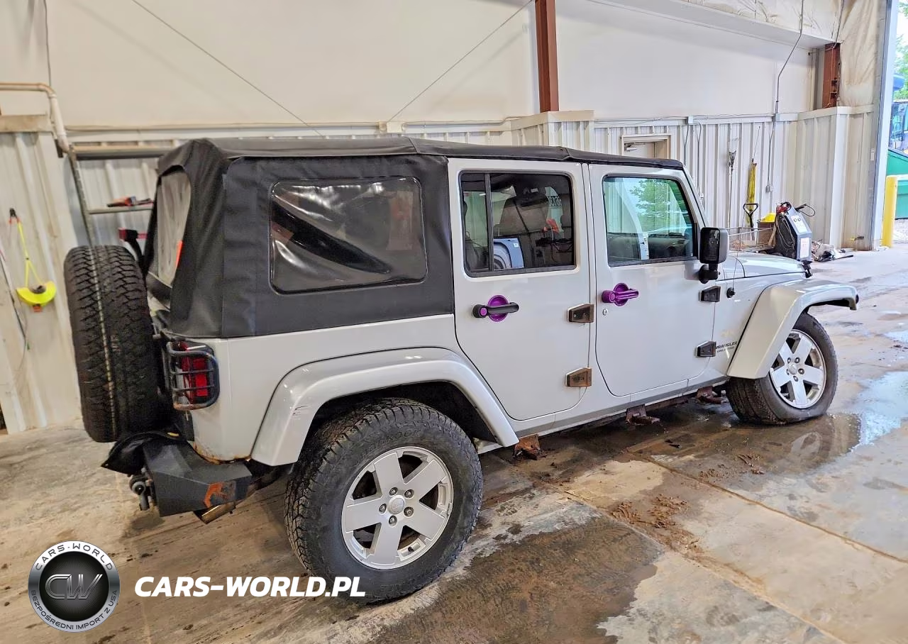 2007 Jeep Wrangler Sahara VIN:1J4GA59117L148553 - 3