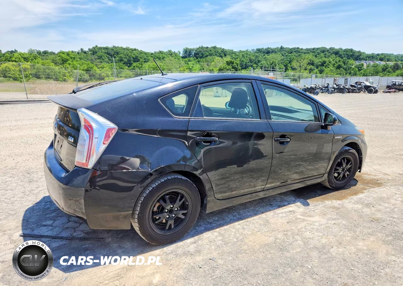 2012 Toyota Prius One VIN:JTDKN3DU0C1517791 - 3